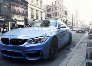 How to Do the Tip-Heel Well in The Car