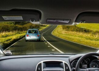 How to Install A GPS Locator in The Car?