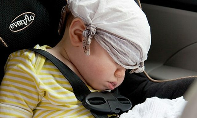 How to Put a Child Seat in The Car?