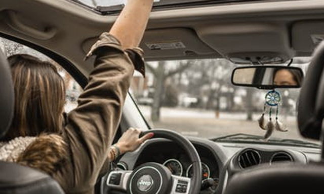 How to Upholster a Car Roof?